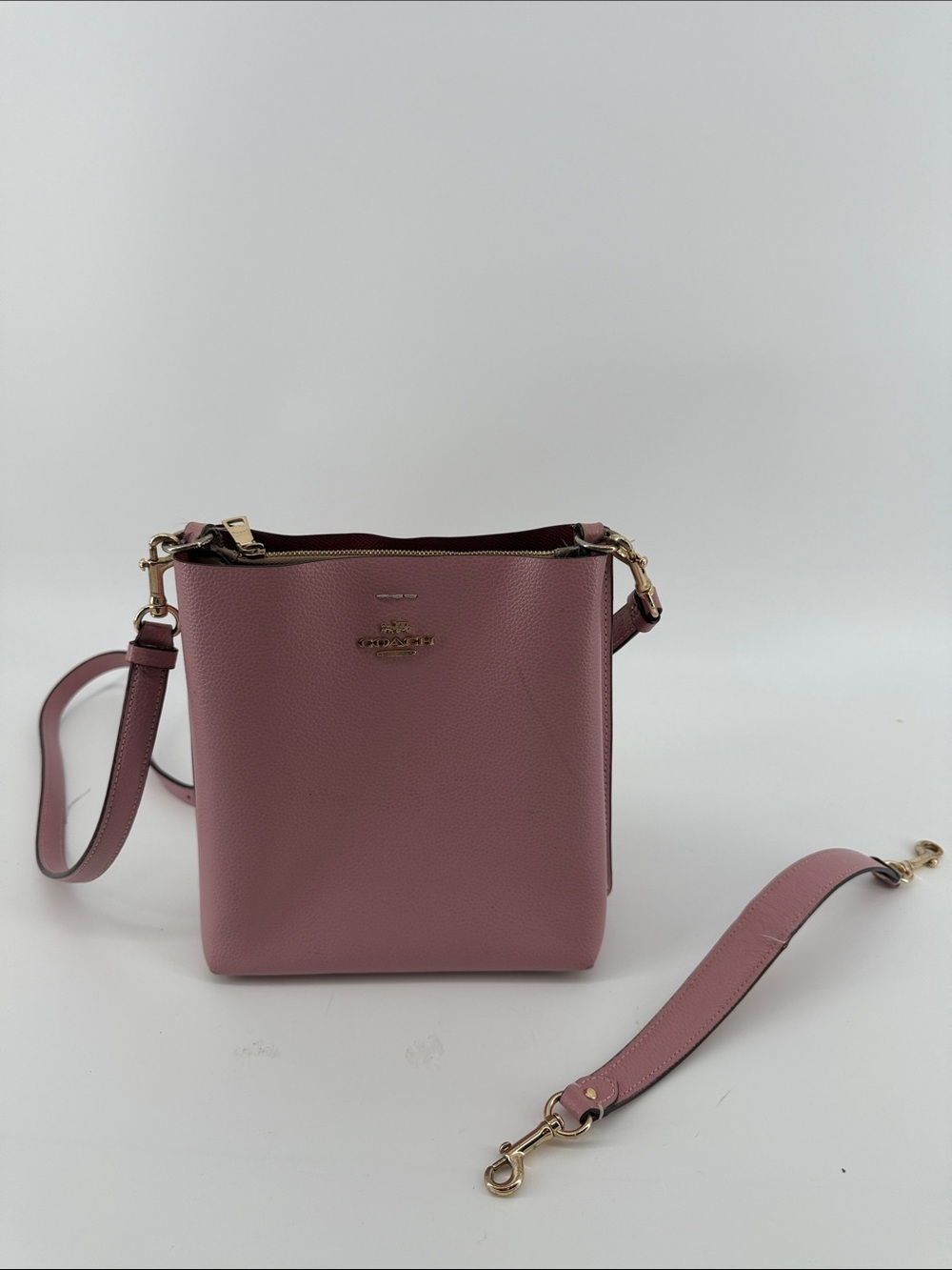 Coach Mollie Bucket Bag 22 in Light Pink A6